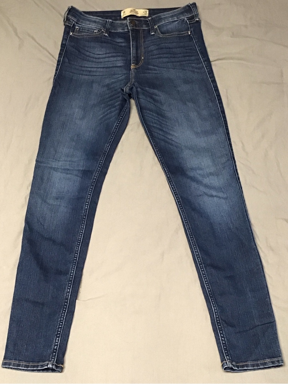 Hollister Women's Dark Indigo Skinny Jeans - Picture 2 of 4